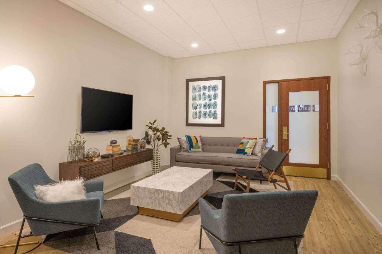Sonesta Milwaukee West Wauwatosa Exterior foto