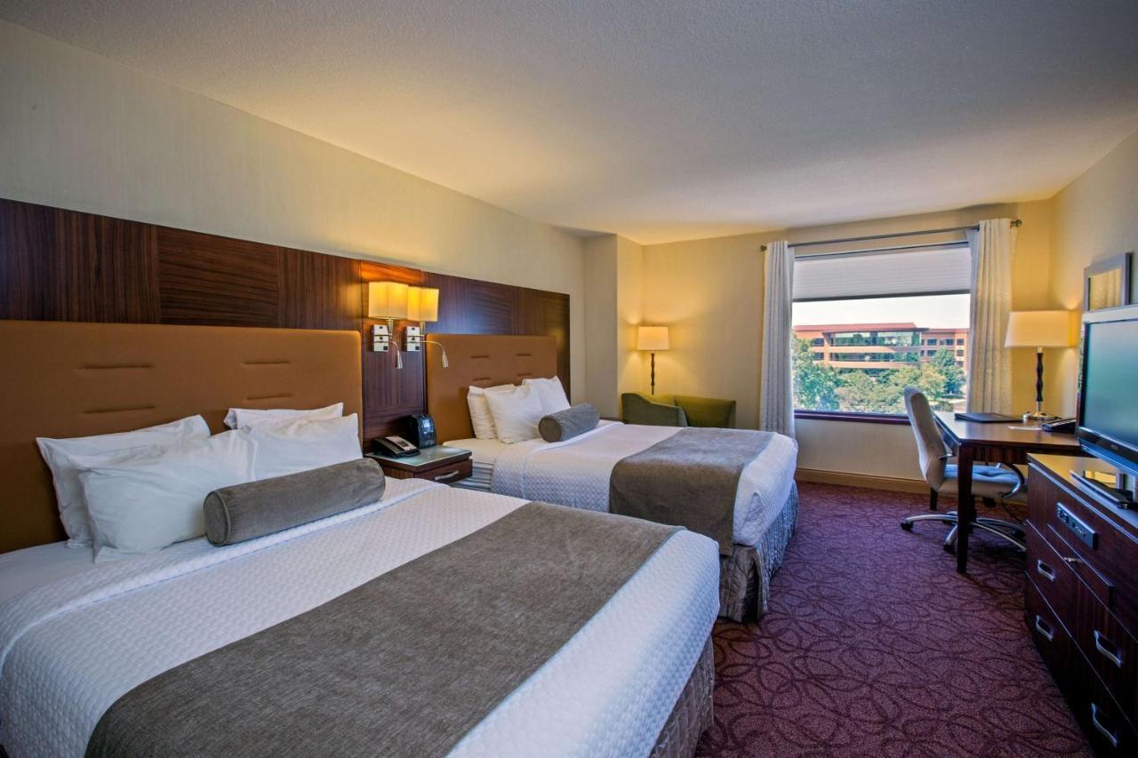 Sonesta Milwaukee West Wauwatosa Exterior foto