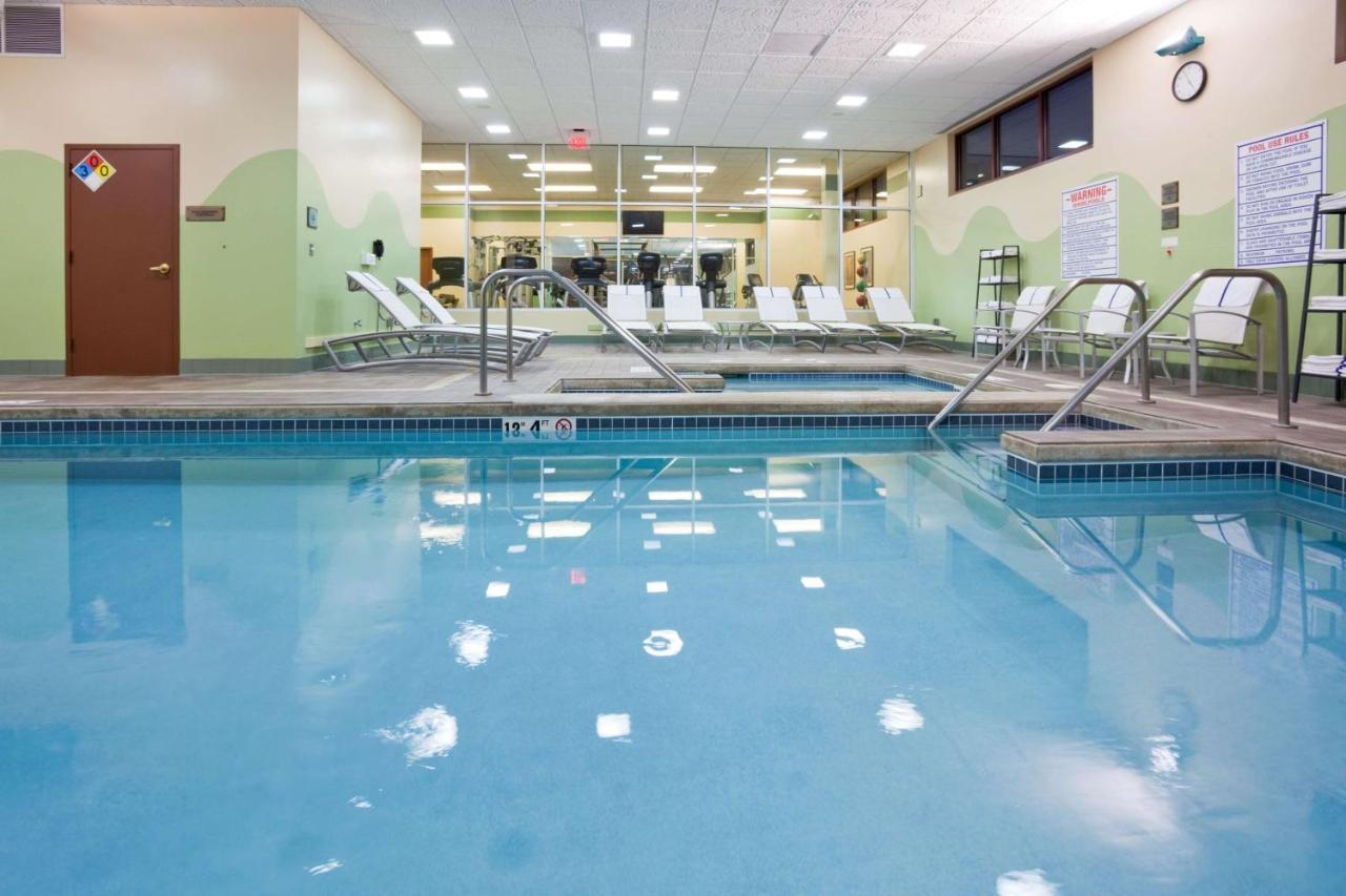 Sonesta Milwaukee West Wauwatosa Exterior foto